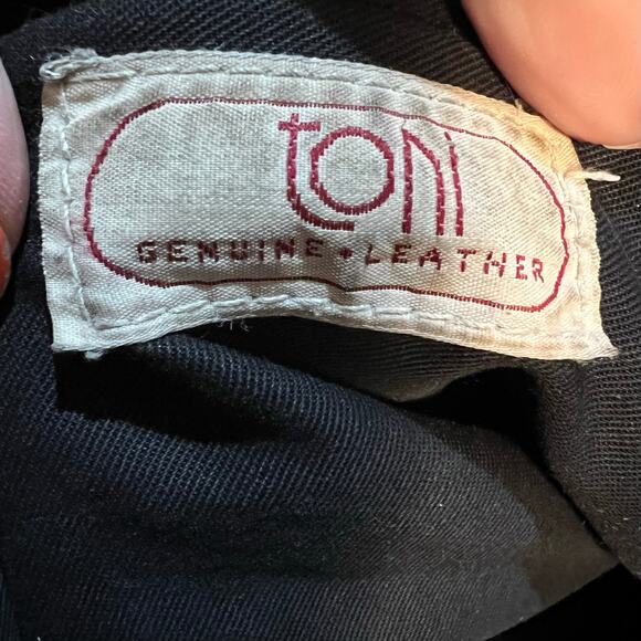 Toni Large Black Leather Crossbody Bag Adjustable Strap Zip Top Classic Purse - Picture 7 of 10